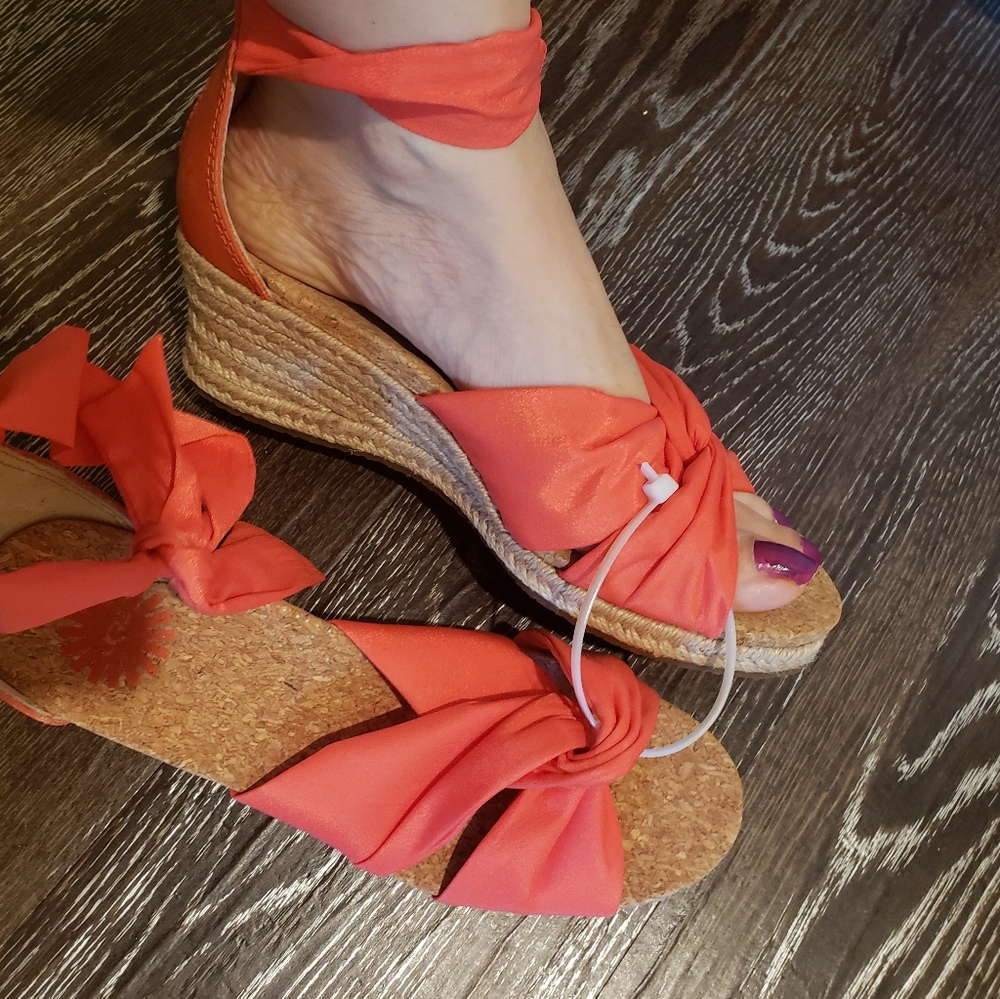 UGG®

Women's Traci Espadrille Wedge Sandals